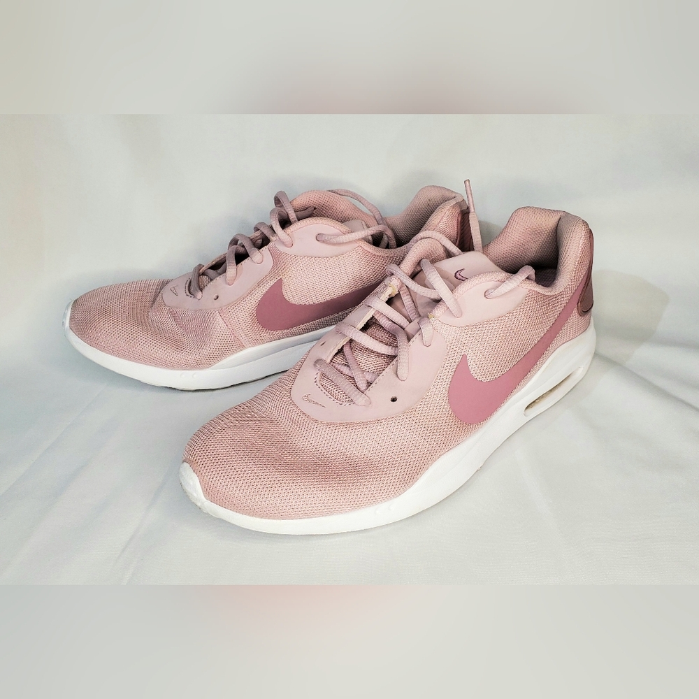 Nike Air Max Oketo Plum Dust Women's 9.5 Sneakers